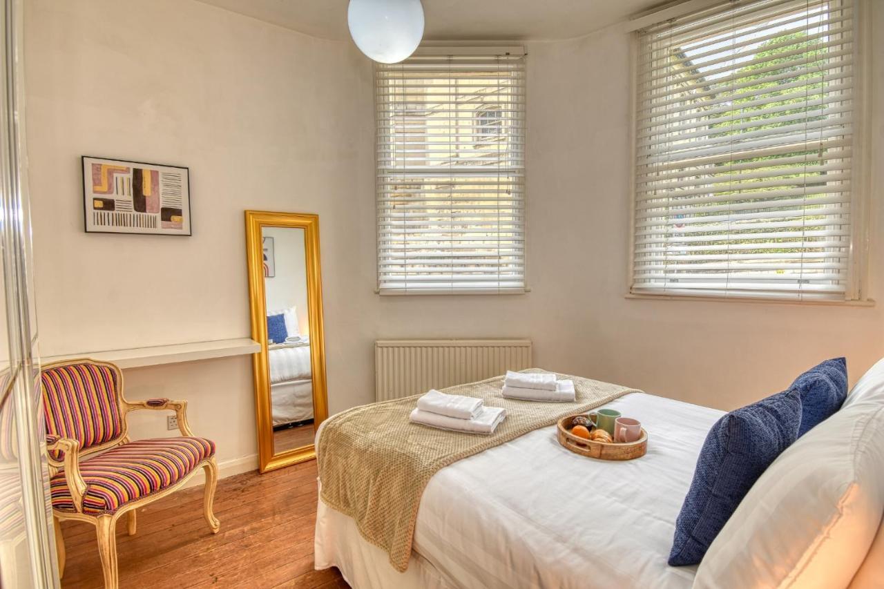 2 Bedroom Apartment In Bath City Centre With Garden & Free Parking Dış mekan fotoğraf